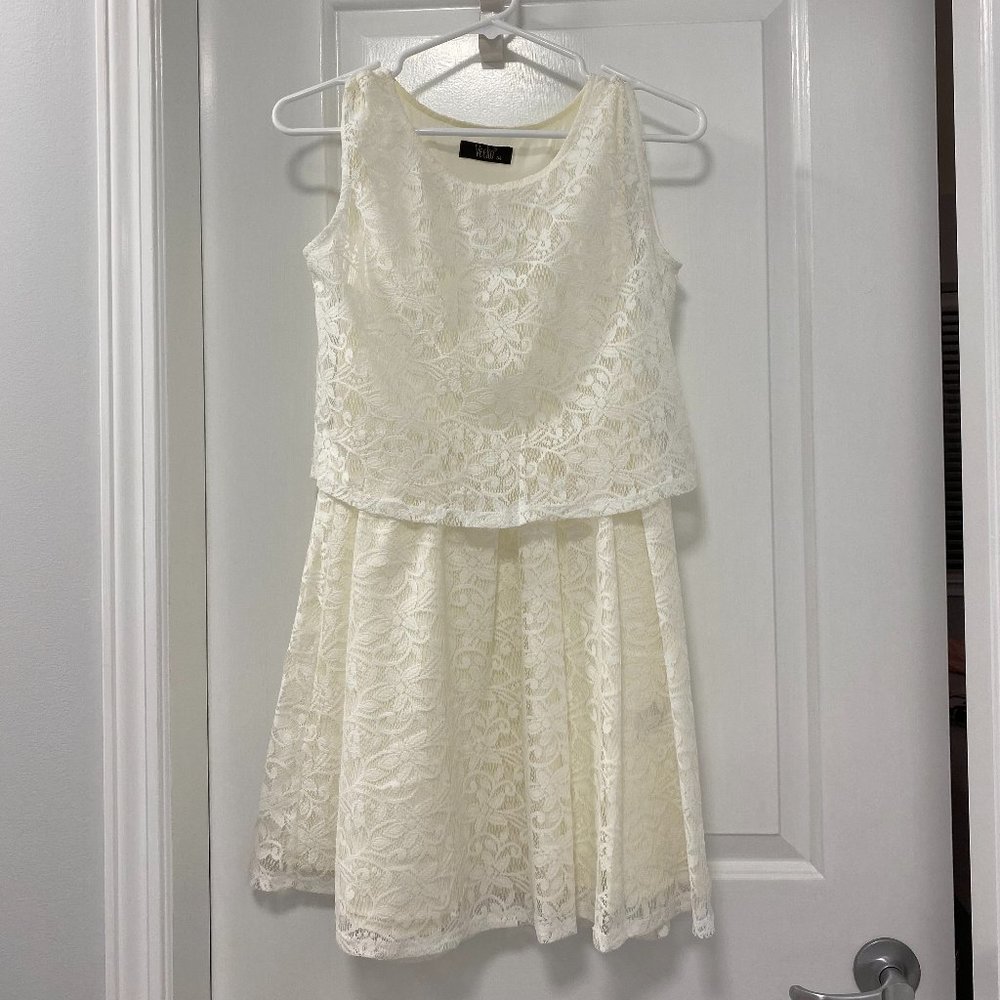 Veeko - lace white dress